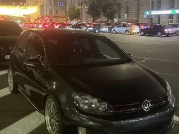Авто Volkswagen Golf Gti 2011 № 7166000