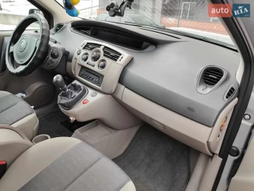 Авто Renault Megane Scenic 2005 № 7167128