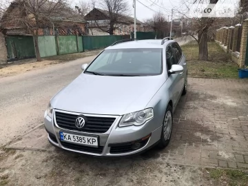 Авто Volkswagen Passat 2010 № 7170316