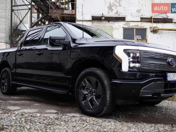 Авто Ford F-150 2023 № 7171427
