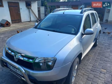 Авто Renault Duster 2011 № 7172474