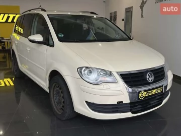 Авто Volkswagen Touran 2010 № 7173205