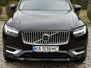 Авто Volvo Xc90 2023 № 7174016