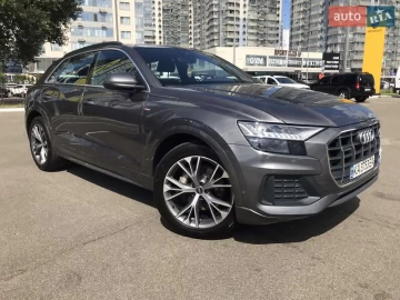Авто Audi Q8 2021 № 7174023