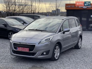 Авто Peugeot 5008 2016 № 7174612