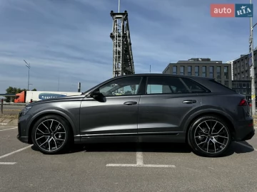 Авто Audi Q8 2024 № 7176403