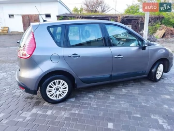 Авто Renault Scenic 2009 № 7176963