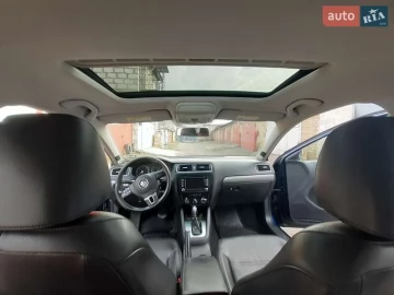 Авто Volkswagen Jetta 2014 № 7181252