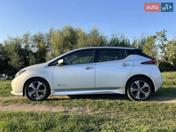 Авто Nissan Leaf 2018 № 7184126