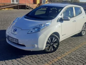 Авто Nissan Leaf 2014 № 7185116