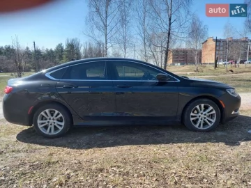 Авто Chrysler 200 2015 № 7186091
