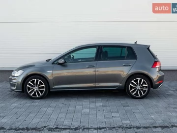 Авто Volkswagen E-Golf 2018 № 7186262