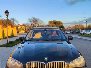 Авто BMW X5 2010 № 7187249
