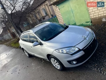 Авто Renault Megane 2013 № 7188041