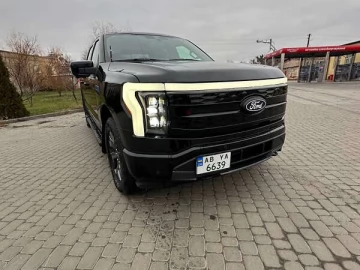 Авто Ford F-150 2023 № 7190254