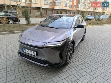 Авто Toyota Bz4X 2023 № 7191796