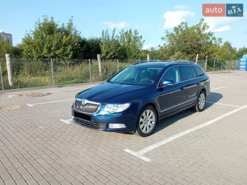 Авто Skoda Superb 2011 № 7192381