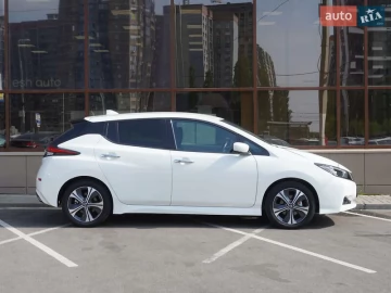 Авто Nissan Leaf 2018 № 7192537