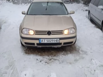 Авто Volkswagen Golf 2002 № 7194134
