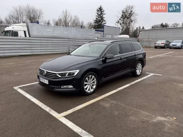 Авто Volkswagen Passat 2018 № 7194743