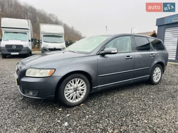 Авто Volvo V50 2009 № 7194761