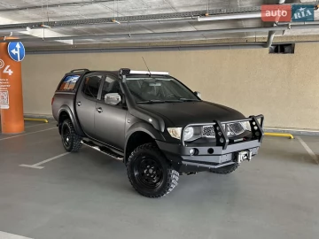 Авто Mitsubishi L 200 2011 № 7194863