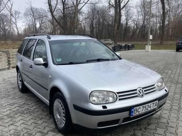 Авто Volkswagen Golf 2002 № 7196491