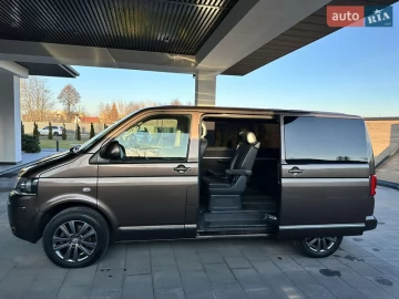 Авто Volkswagen Multivan 2013 № 7197314