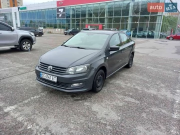 Авто Volkswagen Polo 2017 № 7197683
