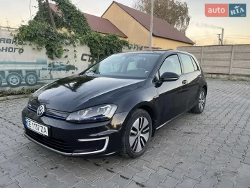 Авто Volkswagen E-Golf 2015 № 7198499