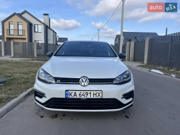 Авто Volkswagen Golf R 2018 № 7198823