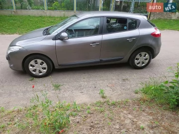 Авто Renault Megane 2010 № 7199375