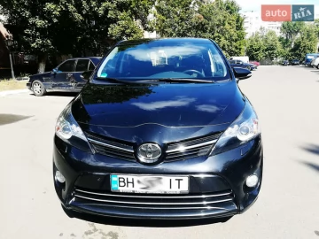 Авто Toyota Verso 2014 № 7199738