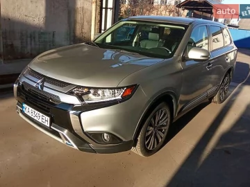 Авто Mitsubishi Outlander 2019 № 7199894