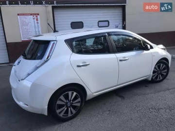 Авто Nissan Leaf 2013 № 7200633