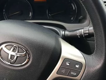 Авто Toyota Avensis 2011 № 7200761