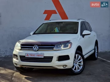 Авто Volkswagen Touareg 2010 № 7201051