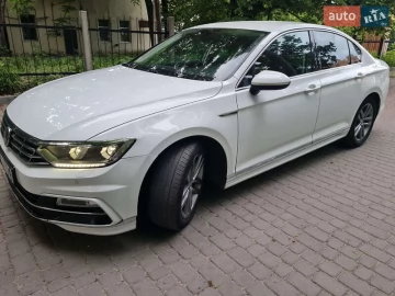 Авто Volkswagen Passat 2016 № 7201099