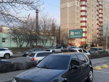 Авто Volkswagen Golf 2002 № 7201316