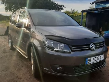Авто Volkswagen Touran 2011 № 7203542