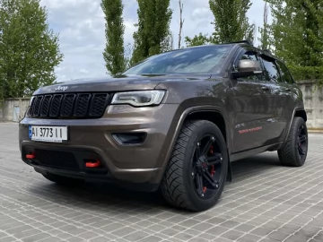 Авто Jeep Grand Cherokee 2018 № 7204085