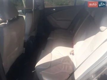 Авто Volkswagen Passat 2010 № 7207622