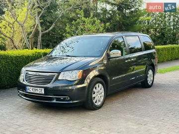 Авто Chrysler Town Country 2011 № 7207638