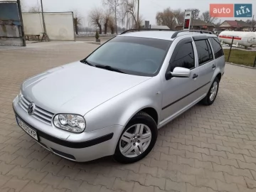 Авто Volkswagen Golf 2002 № 7209218
