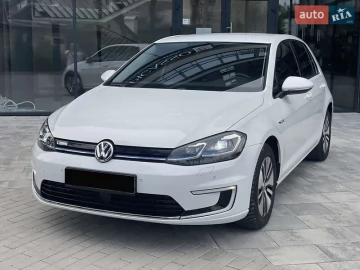 Авто Volkswagen E-Golf 2018 № 7213470