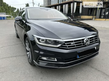 Авто Volkswagen Passat 2018 № 7213745