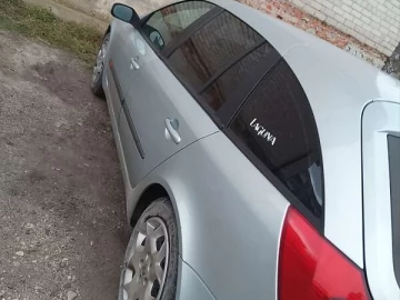 Авто Renault Laguna 2002 № 7214006