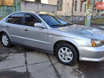 Авто Chevrolet Evanda 2006 № 7214133