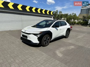 Авто Toyota Bz4X 2023 № 7216554