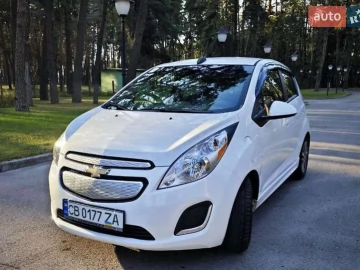 Авто Chevrolet Spark 2015 № 7217785